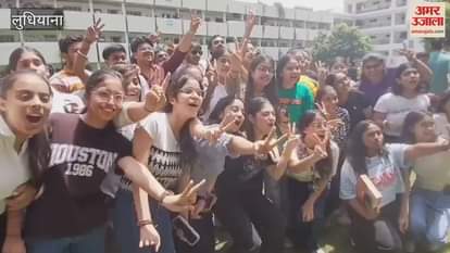 Students who passed CBSE 12th exam celebrated in Ludhiana