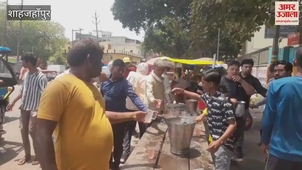 devotees gathered in temples on the first Mangal of Jyeshtha in Shahjahanpur