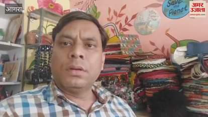 Bouquets and toys are being made from waste material