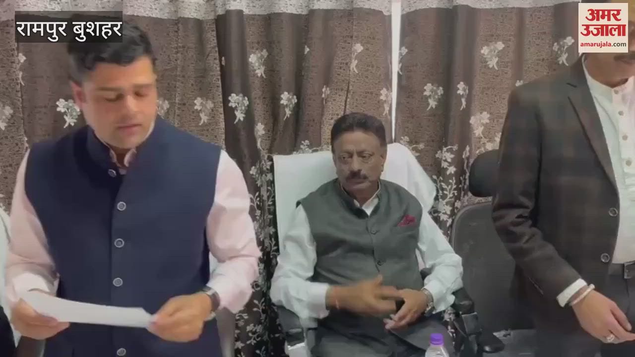Rampur Bushahr Newly elected president of Municipal Council Theog Anil Grover and vice president Neetu Mehta took oath