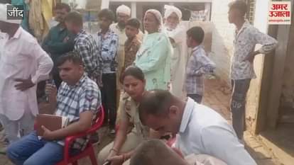 In Jind, the wedding procession was at the door, the team asked for the documents, the bride was found to be 13 and the groom was 18; marriage stopped