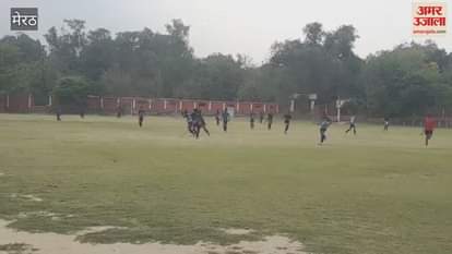 Players participated in the hockey tournament on the ground of SD Sadar Inter College