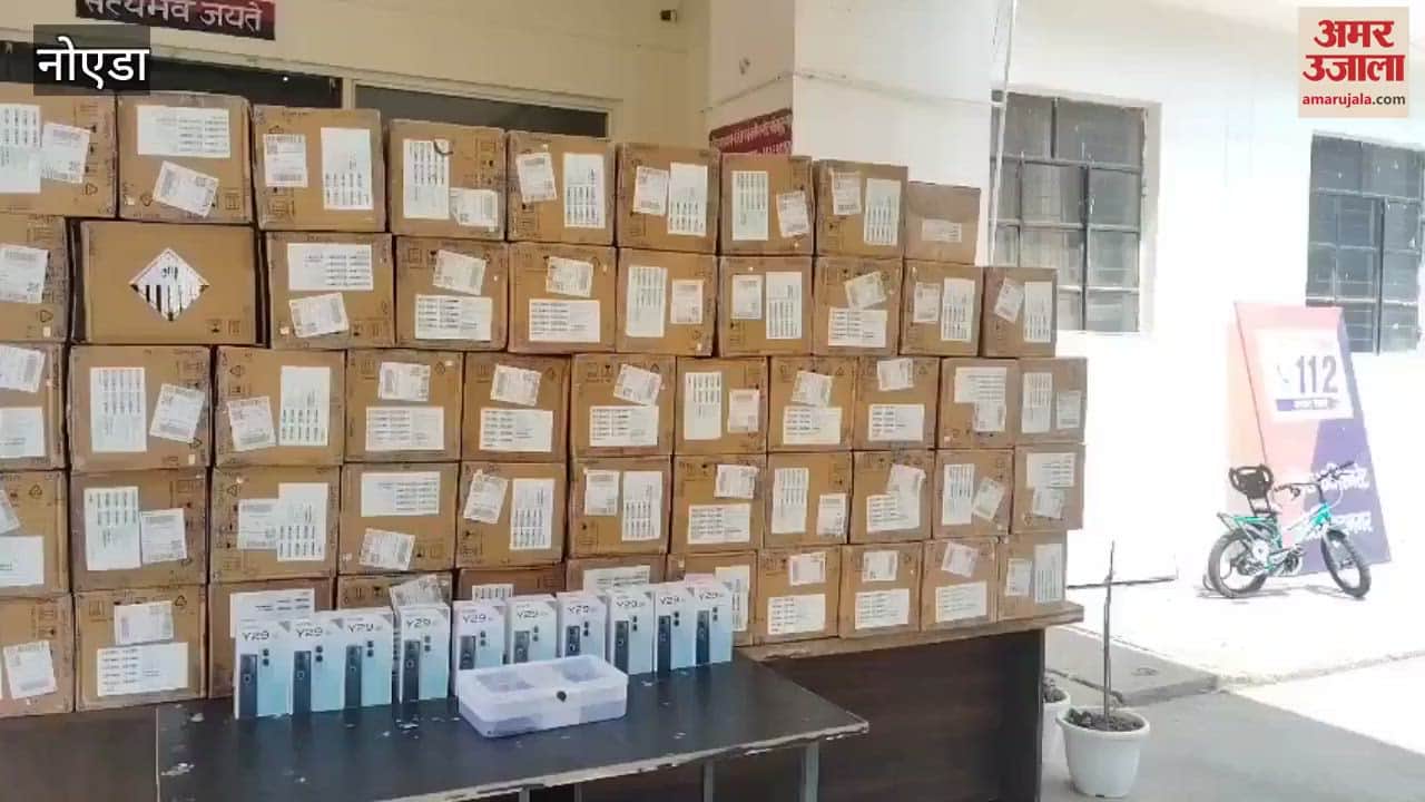 Three members of gang who stole mobile phones from containers from companies were arrested