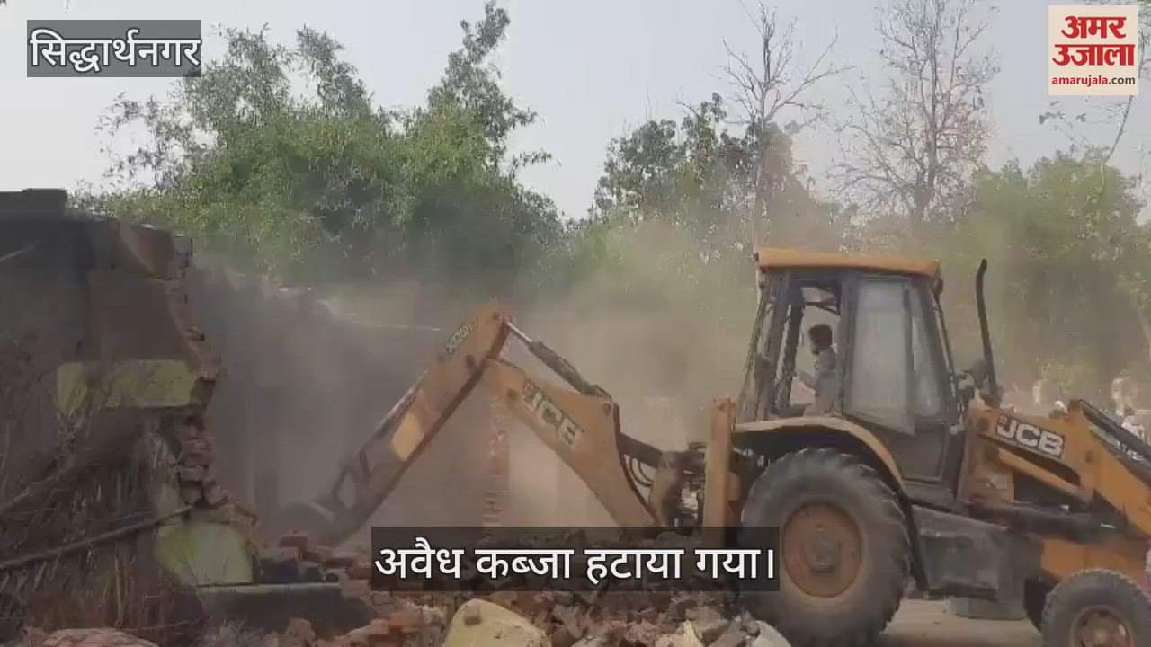 Bulldozers run on 12 illegal residential huts including three concrete houses