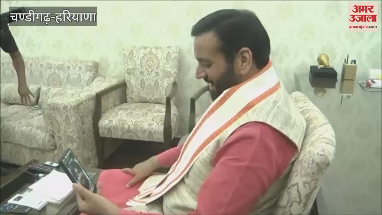 CM Naib Saini spoke to Haryana Board toppers