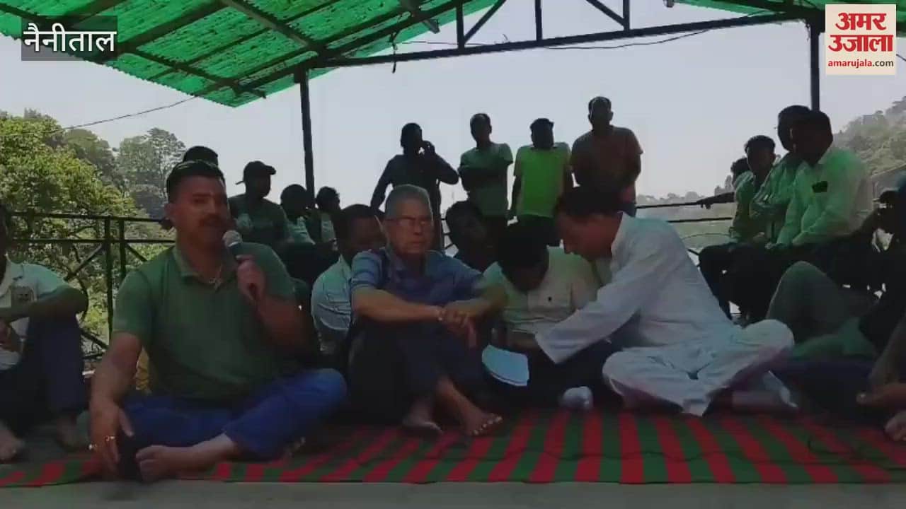 People are angry against the District Development Authority in bhimtal