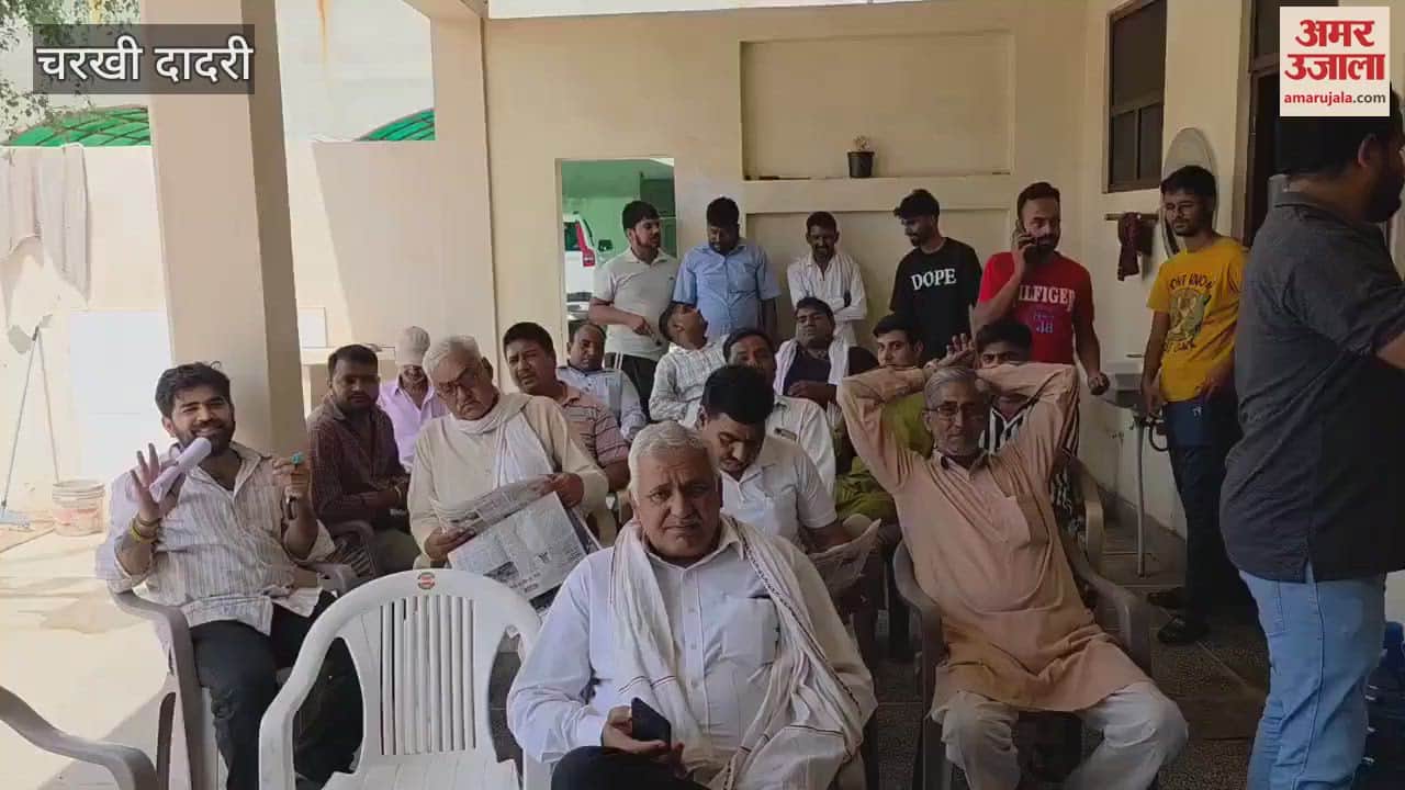 Women suffering from electricity problem reached the MLA in Dadri, got the solution on the spot and sent them home