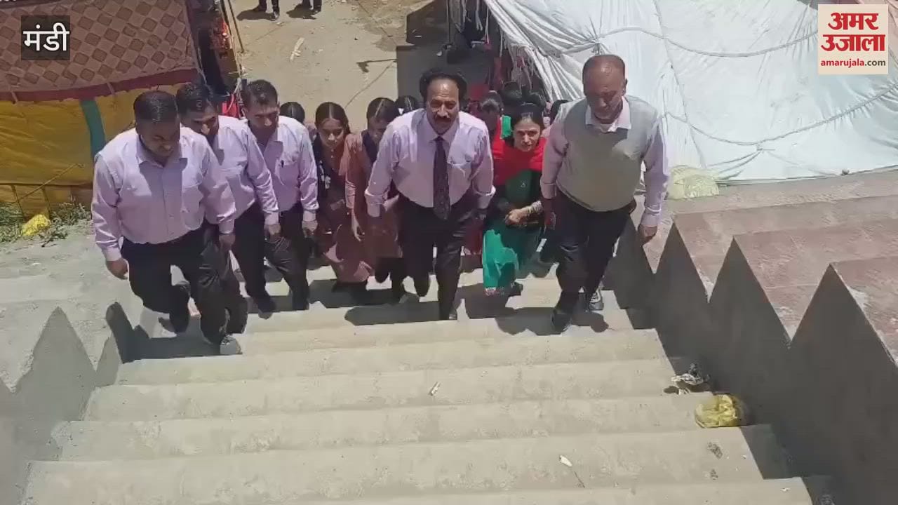 Mandi Manhunag school became the first institution of Karsog where teachers adopted dress code