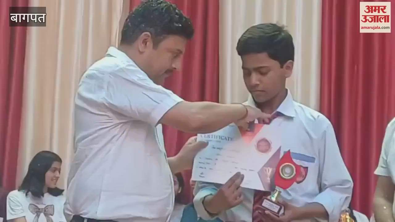 Brilliant students of class 10th and 12th were honored in St. Angels Public School, Baghpat