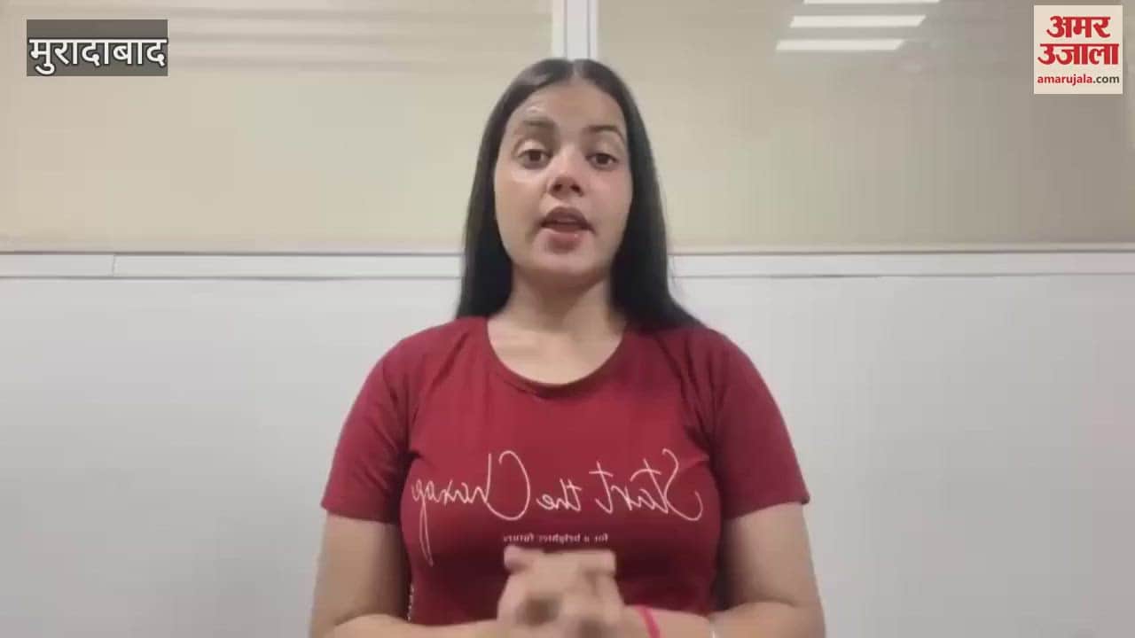 Death due to being hit by train, head reached Lucknow from Moradabad after getting stuck in engine