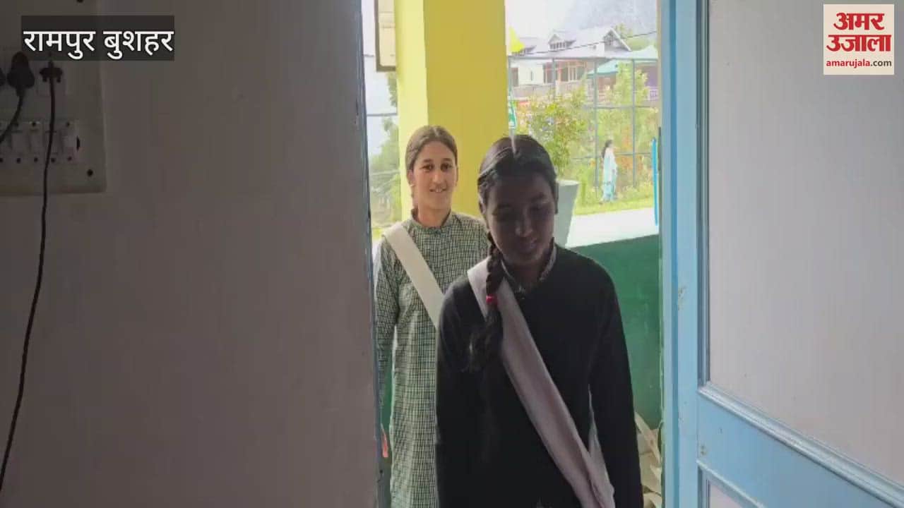 Rampur Bushahr Two girl students of PM Shri Rajmata Shanti Devi Memorial Government Model Senior Secondary School Taklech have brought glory to their name