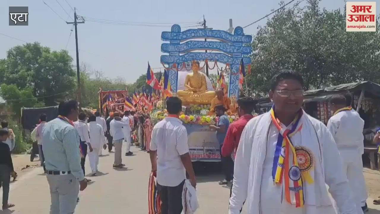 Buddhist followers took out grand Dhamma Yatra in Aliganj