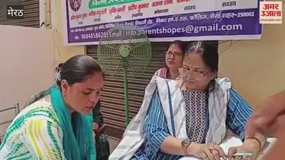 Meerut: Examination of patients in medical camp
