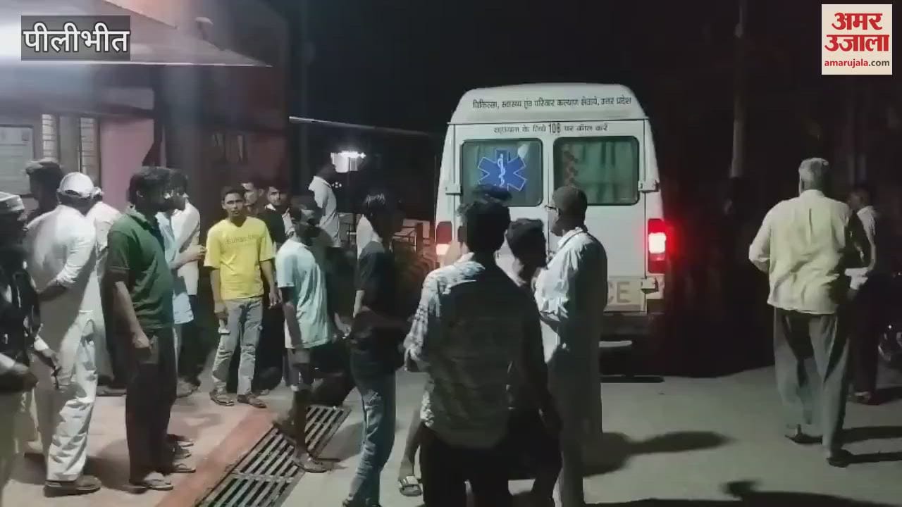 Bike rider father and daughter died in car collision in Pilibhit