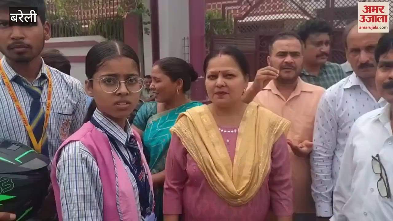 Students and parents create ruckus in Bareilly's private school