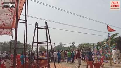 Seven people stuck in high tension wire four including constable died