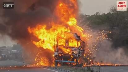 Two trucks caught fire after collision accident happened on Agra Gwalior Highway