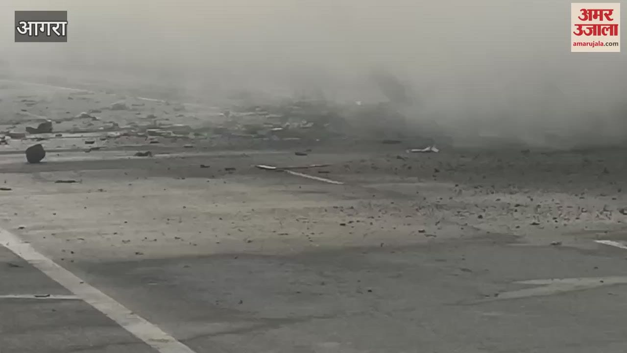 Jam Truck caught fire driver burnt alive