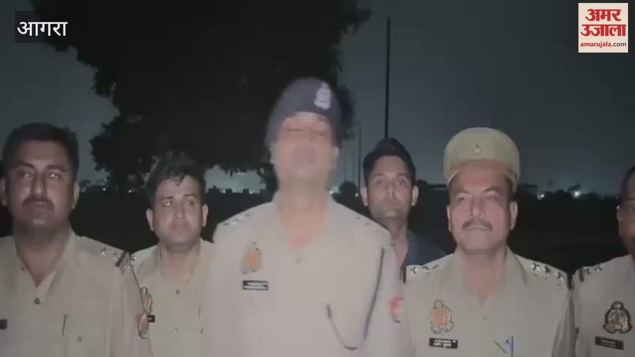 Agra police caught the thief during an encounter shot in leg
