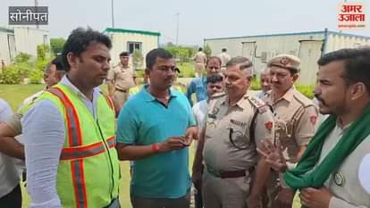 Farmers staged a sit-in protest at Jakholi toll of KGP in Sonipat, expressed anger against misbehavior