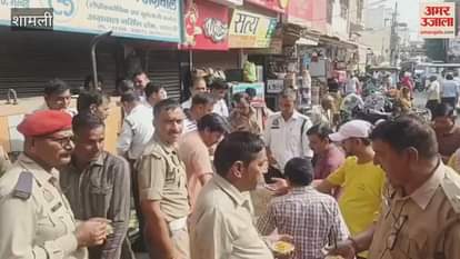 In Shamli, the police distributed 51 kg of halwa prasad on the second Tuesday of the month of Jeth