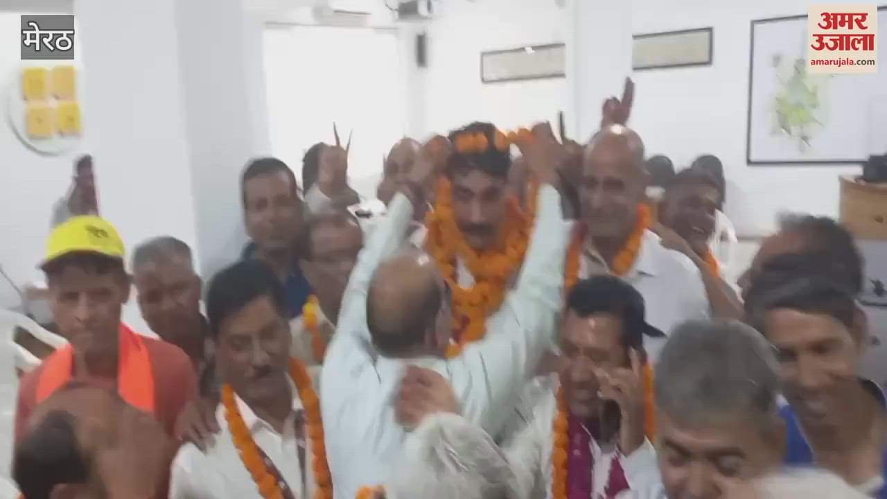 Hukam Singh panel wins Meerut Development Authority Employees Union elections, celebrates to the beat of drums