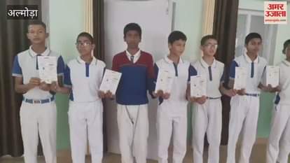 Essay and speech competition organized in a private school by Unani and Ayurvedic department Almora