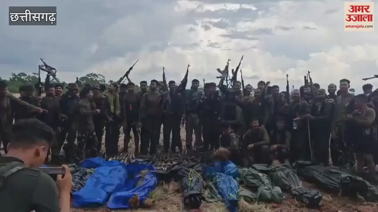 छत्तीसगढ़ में 12 करोड़ के 27 इनामी नक्सली ढेर: जवानों में भारी उत्साह, दिखा होली और दीवाली जैसा नजारा, देखें ये वीडियो