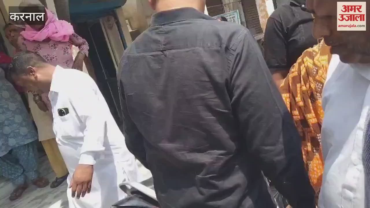 Dispute over hitting an elderly woman outside a temple in Vasant Vihar, Karnal, miscreants attacked with sticks and swords