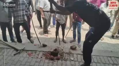 The commission agents created a ruckus during the removal of encroachment in ramnagar