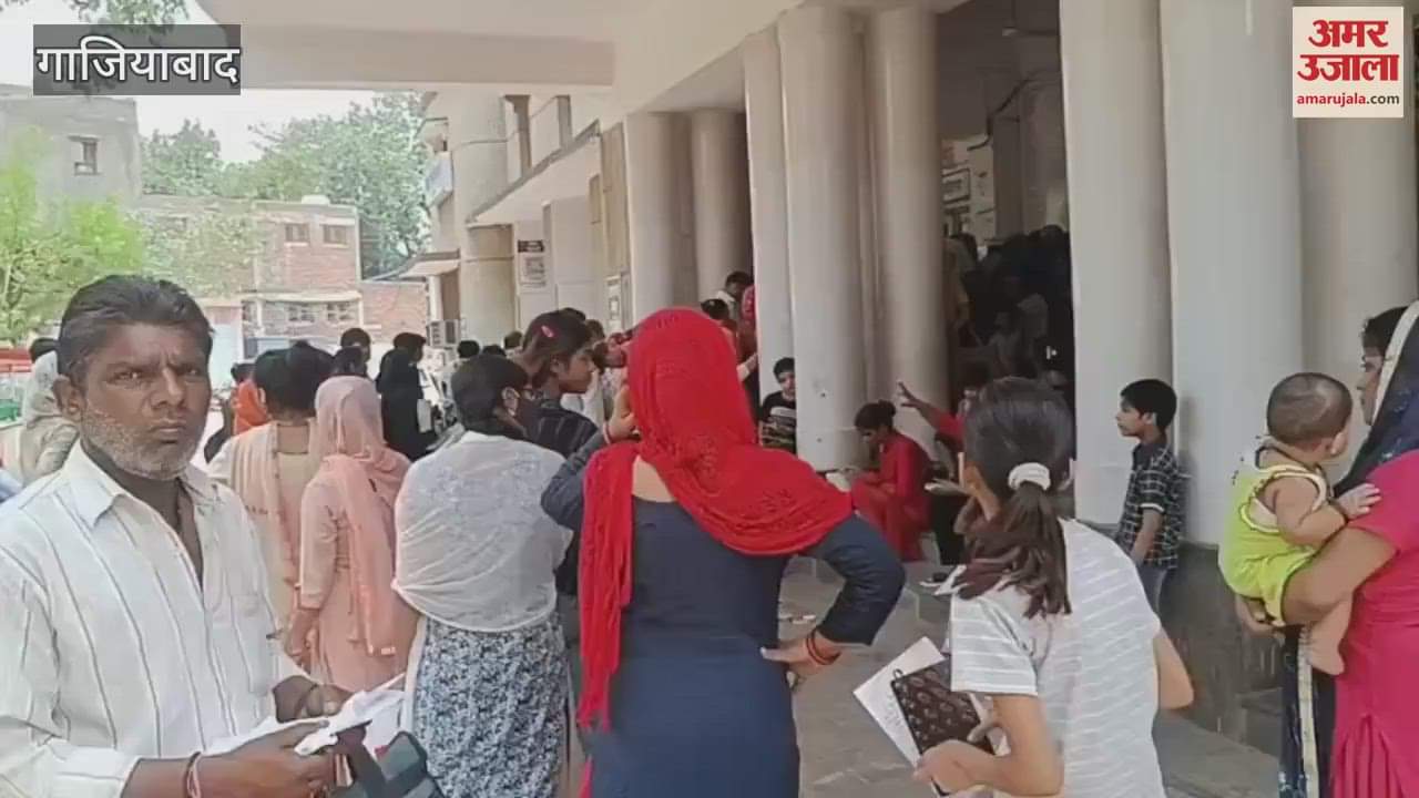 Crowd of patients increased at medicine counter of MMG hospital