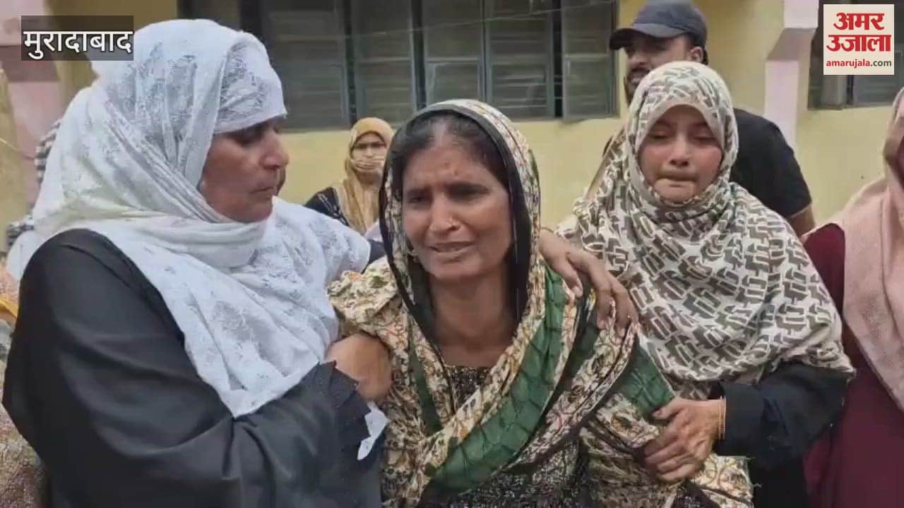 Bilari, a vehicle hit a bike riding uncle and nephew, both died