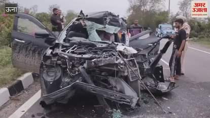 Una Two newly married couples went out for a stroll an accident on the way turned their happiness into sorrow