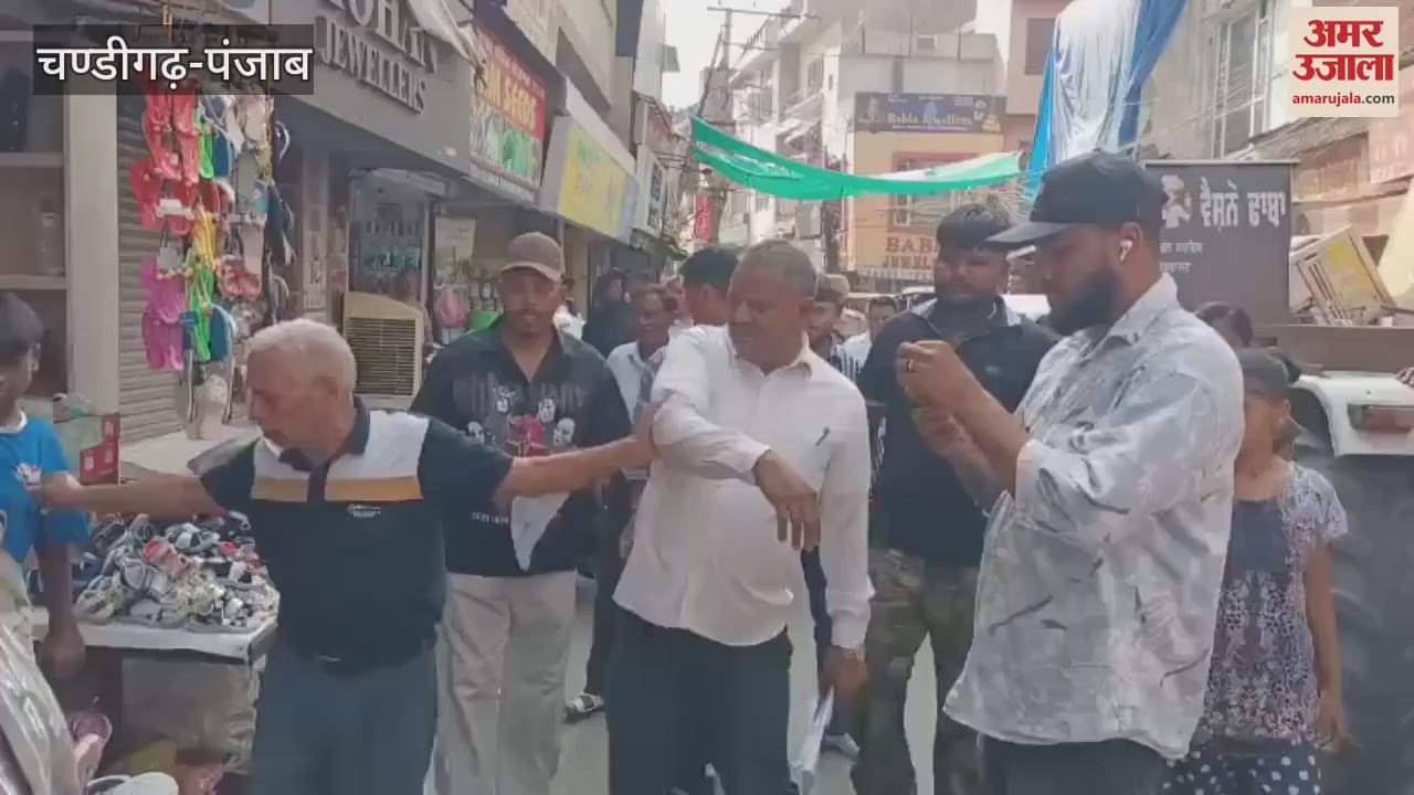 Municipal Corporation removed encroachment in Kapurthala