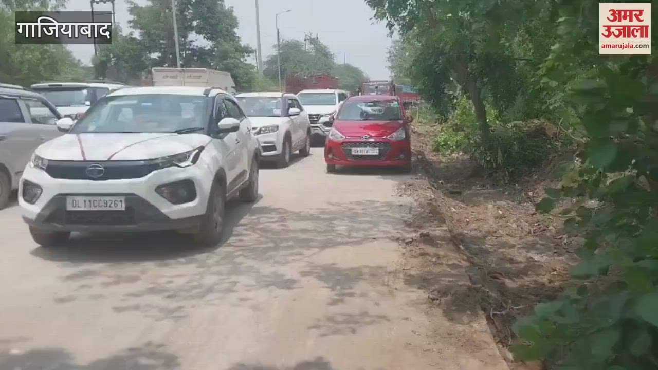 Road construction work in Kavi Nagar Industrial Area going on for last 6 months