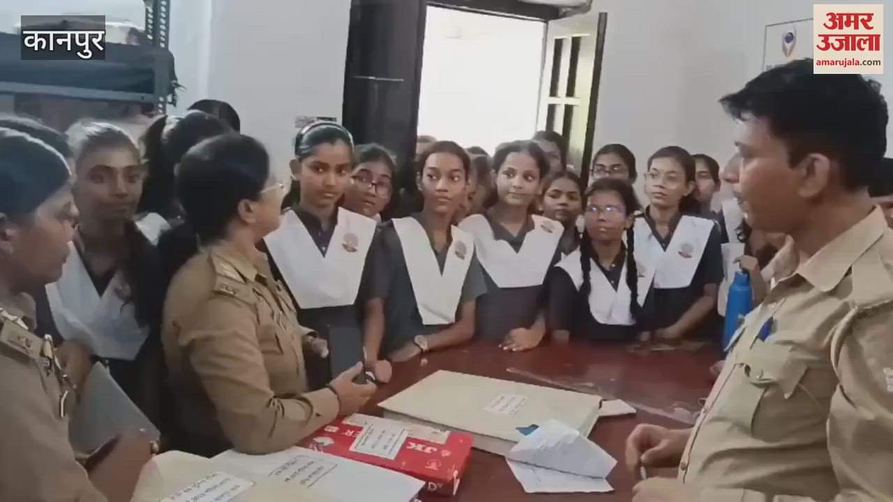 Students visited Mahila Thana, understood the working of police