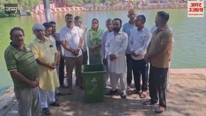 Bua Baba Committee took the flag of cleanliness, started a cleanliness drive in Baba Jitto Sarovar