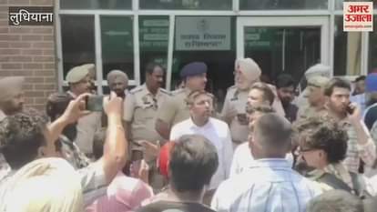 Protest by sanitation workers in Sarabha Nagar Zone D, Ludhiana