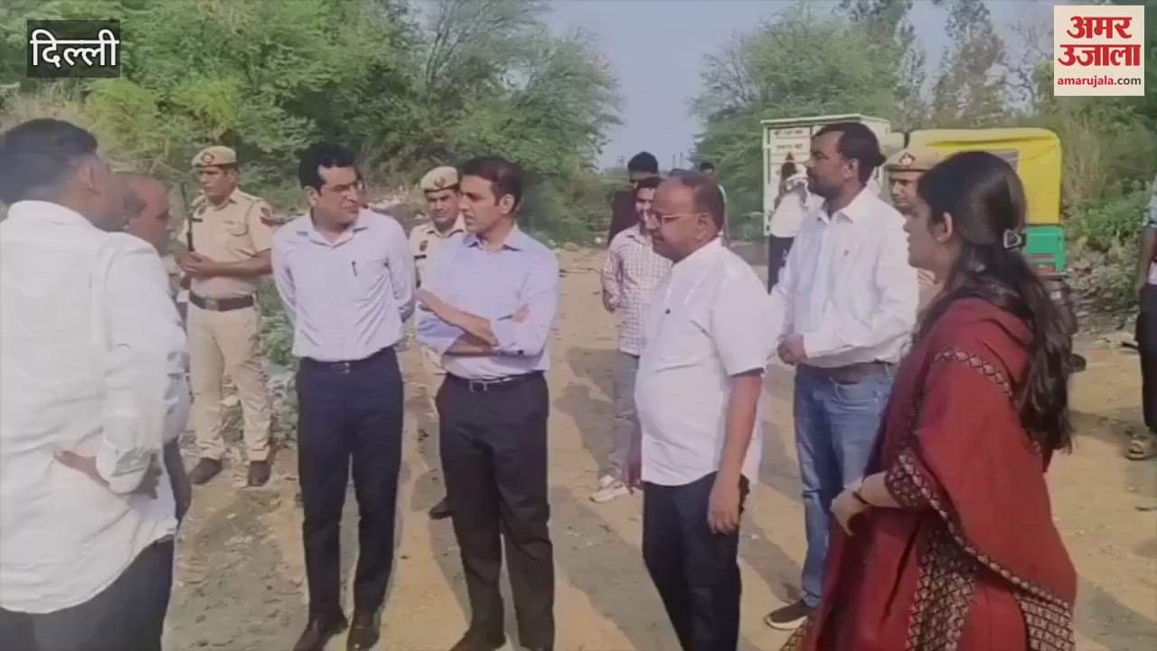 Construction of a drain has begun to solve the problem of waterlogging near Narsinghpur on the Delhi-Jaipur highway