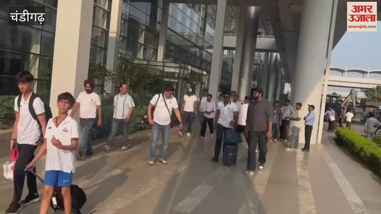 Players of Gujarat Titans reached Chandigarh