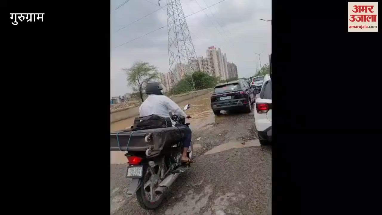Rainwaterlogging causes traffic problems in Gurugram