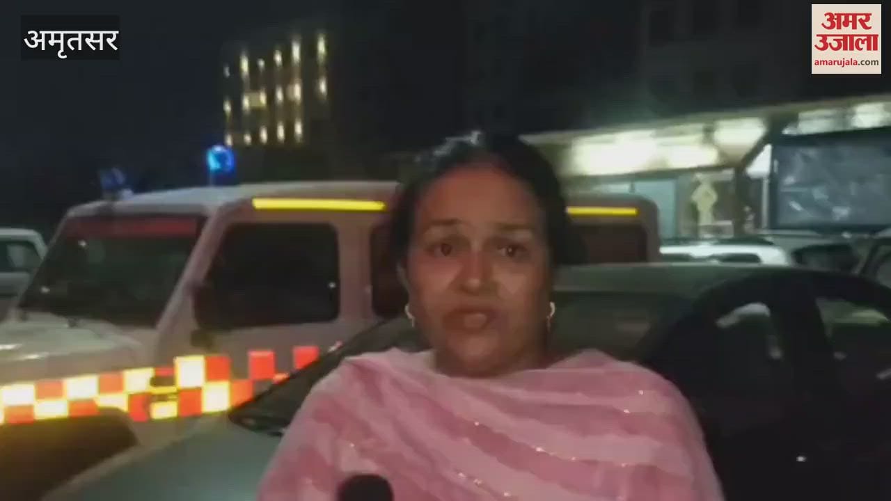Clash between two groups in Amritsar, youth shot