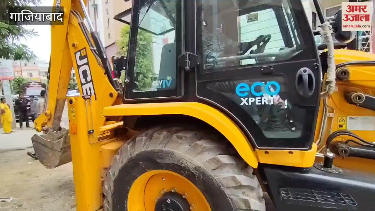 MLA of Indirapuram Nyay Khand 1 reached the colony to remove encroachment