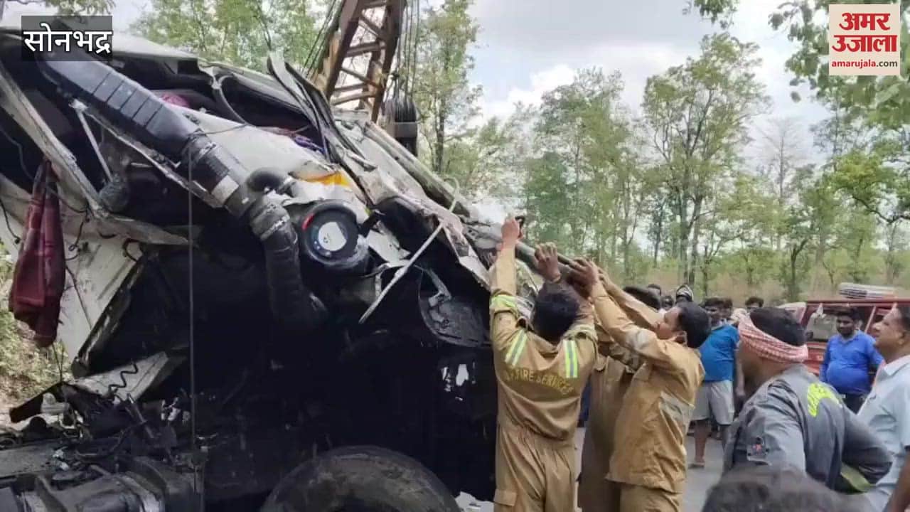 Trailer caught fire driver burnt alive see VIDEO