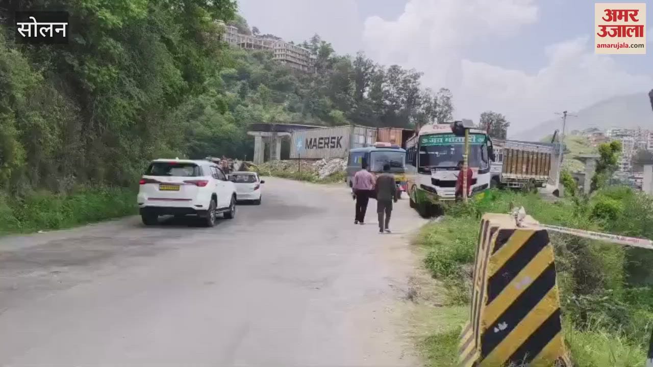 Solan Bus and bike collide in Kandaghat two died