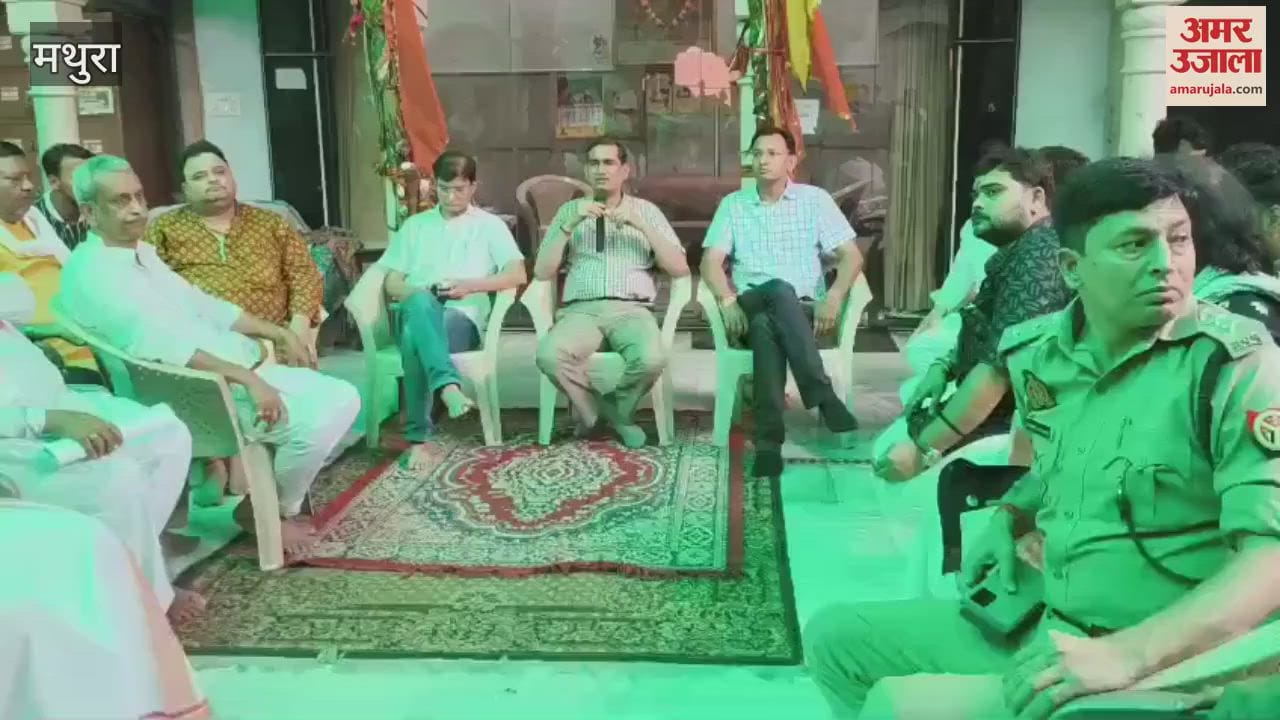 Servants continue to protest against Bankebihari temple corridor