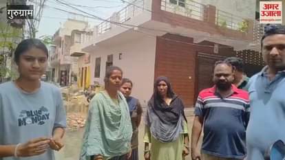 More than 100 families are troubled by sewage pollution in Rajendra Park Gurugram