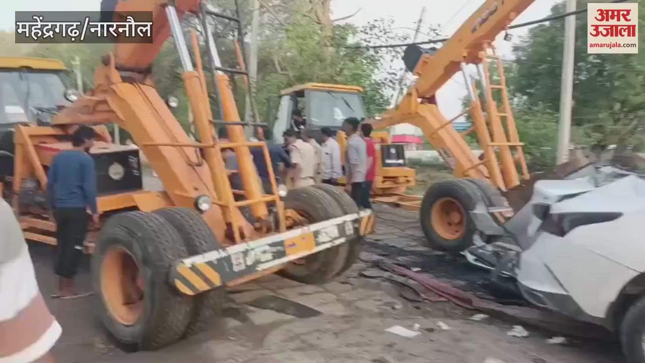 Accident In Mahendragarh Truck And Verna Car Collide In Unhani Village