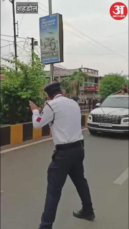 Traffic constable's video went viral, more than 3 crore people watched it in four days,