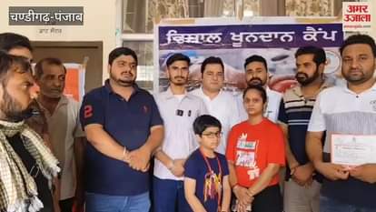 गुरुहरसहाय में खाटू श्याम भक्तों ने सोसायटी के मेंबरों को किया सम्मानित